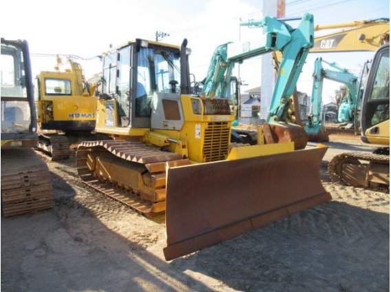 Giá Cực Tốt - Xe ủi Komatsu D39PX-21 2001 Nhật Bản